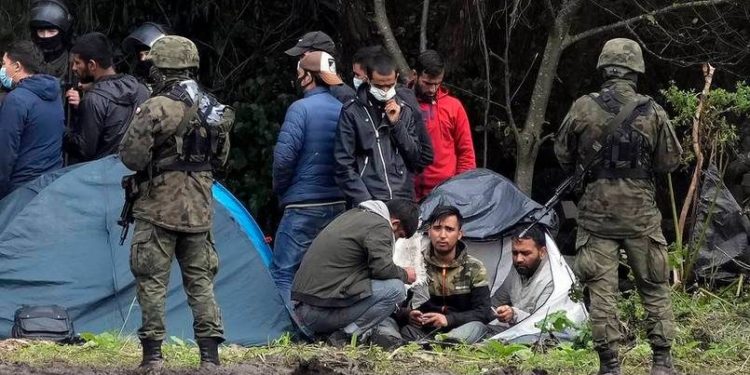 Belarus says it does not want confrontation, wants EU to take migrants